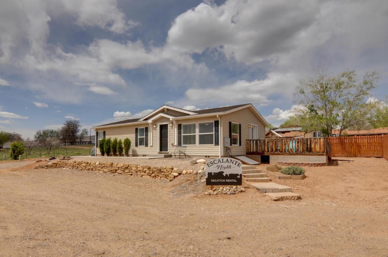 Utah Retreat - Hot Tub, Deck And Near National Parks Villa เอสคาลานเท ภายนอก รูปภาพ